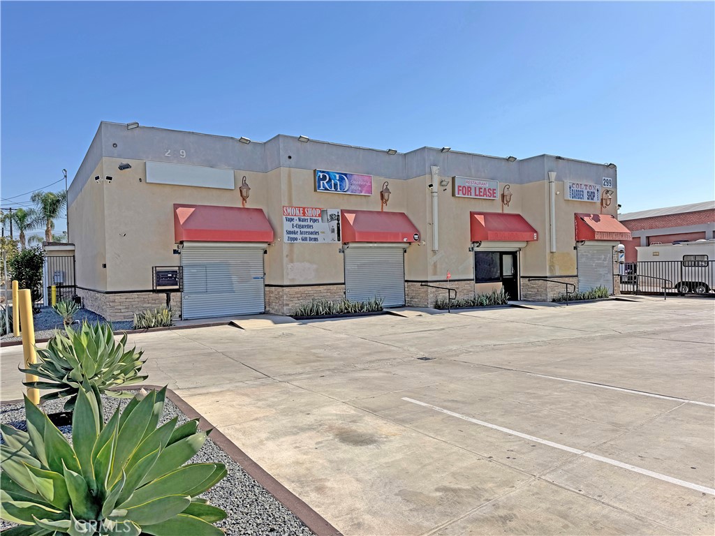 Commercial Lease in Colton 2