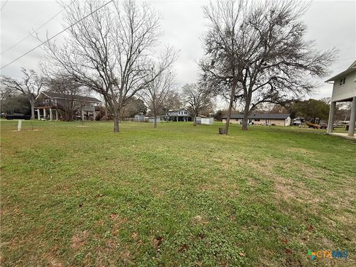 112 Lake Forrest Dr, Seguin, TX, 78155-3113 | Card Image