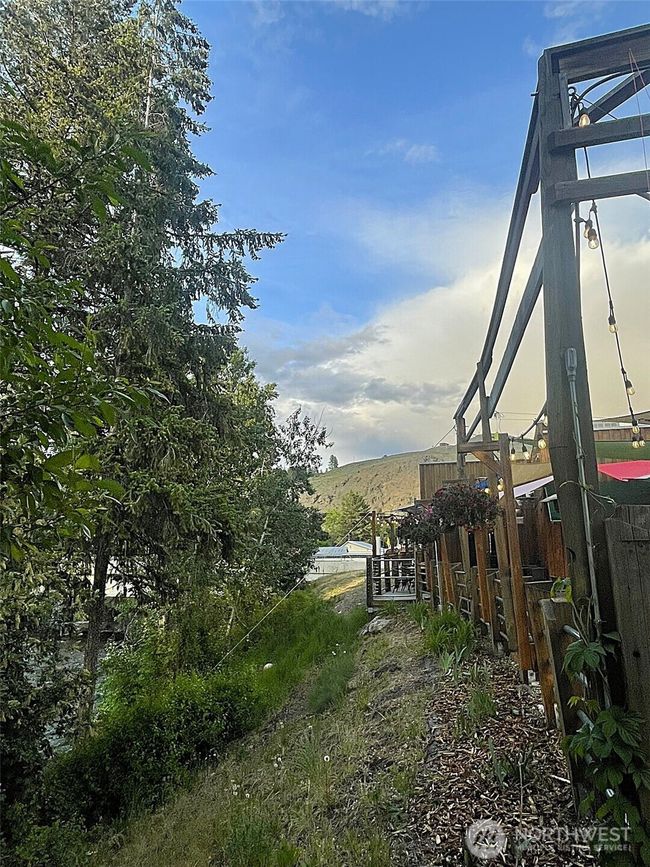 Riverview outside | Image 34