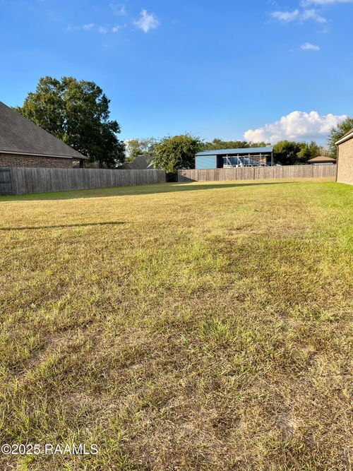 133 Tortoise Ln, Broussard, LA, 70518-7446 | Card Image