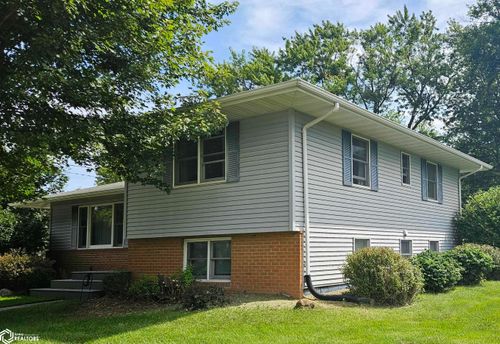 1201 S 5th St, Fairfield, IA, 52556-4024 | Card Image