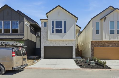 6464 Babcock Rd, San Antonio, TX, 78249-4736 | Card Image