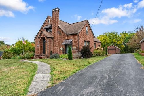 153 Wilden St, Marion, VA, 24354-3337 | Card Image