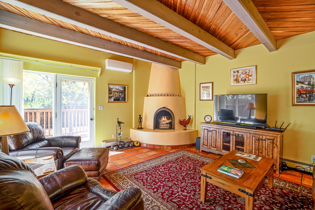 Plaza Blanca , Santa Fe, NM 87507