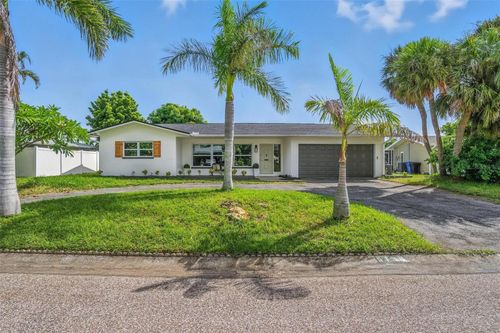 5198 40th St S, ST PETERSBURG, FL, 33711-4710 | Card Image