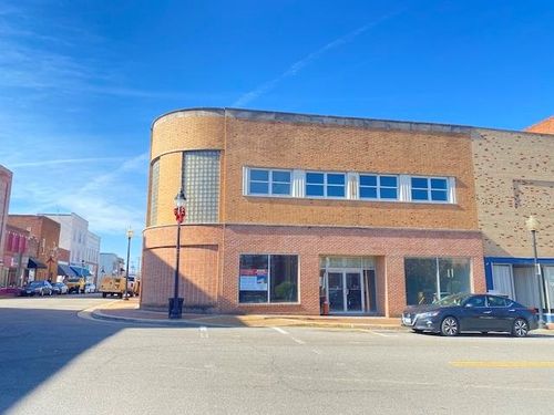 203 N Main St, Lawrenceville, VA, 23868-1807 | Card Image