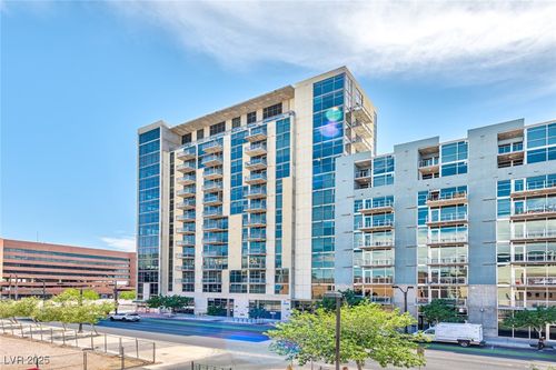 737-353 E Bonneville Ave, Las Vegas, NV, 89101-6622 | Card Image