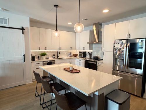 apt-308-3101 Govalle Ave, Austin, TX, 78702-3043 | Card Image