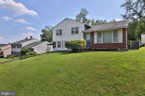 2870 Woodland Rd, ABINGTON, PA, 19001-2821 | Card Image