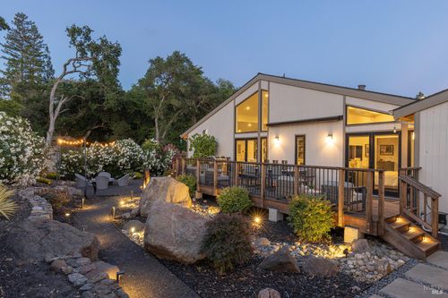 110 Bonnie Brook Dr, Napa, CA, 94558-1210 | Card Image
