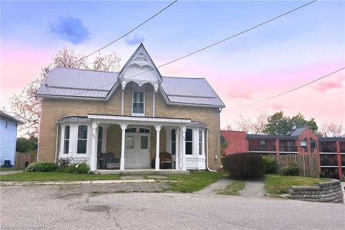 33 Bute St, Ayr, ON, N0B1E0 | Card Image