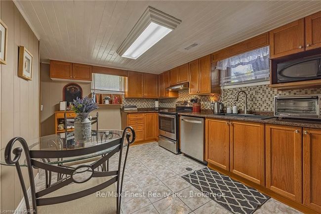 11 Gretna Green, House other with 3 bedrooms, 2 bathrooms and 12 parking in Kingston ON | Image 25
