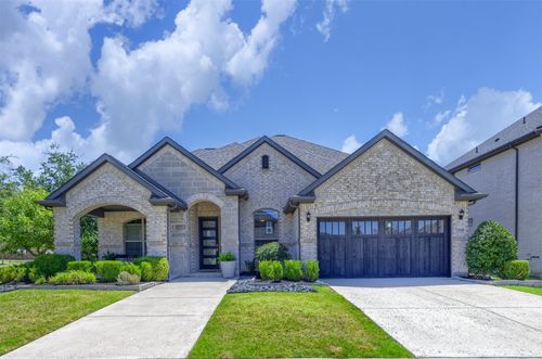 15688 Tea Tree Rd, Frisco, TX, 75033-7105 | Card Image