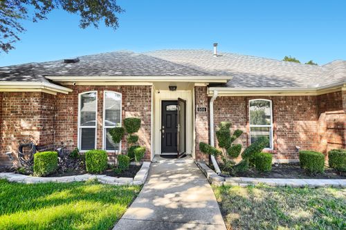 504 Wisterglen Dr, Desoto, TX, 75115-4640 | Card Image