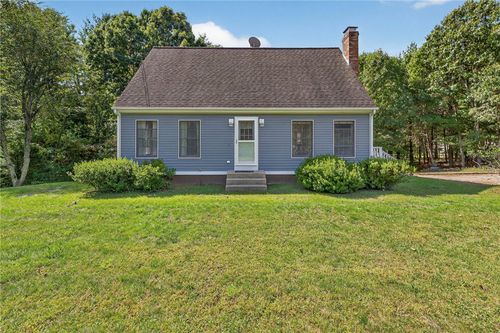 1 Gilman Rd, Hope Valley, RI, 02832-2118 | Card Image