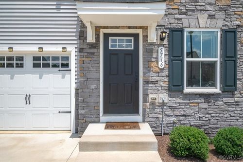 5716 Addison Gate Dr, North Chesterfield, VA, 23234-6009 | Card Image