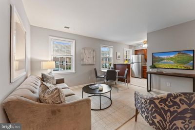 101 - 3824 V Street Se, Condo with 2 bedrooms, 1 bathrooms and null parking in WASHINGTON DC | Image 1