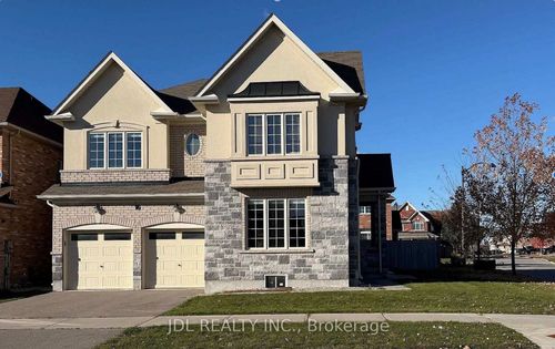16 Jericho Ave, Keswick, ON, L4P0G9 | Card Image