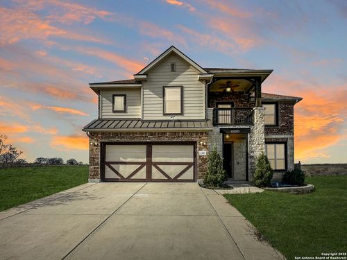 220 Scenic Hills Dr, La Vernia, TX, 78121-5902 | Card Image