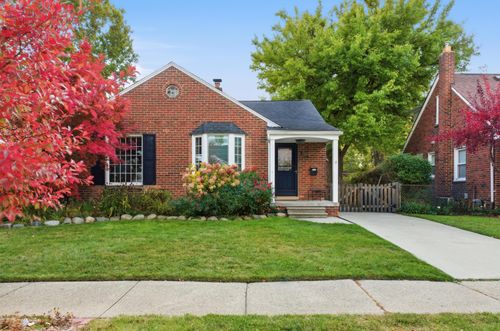 1353 Cambridge Rd, Berkley, MI, 48072-1920 | Card Image