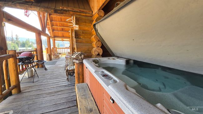 2742 Dixie Rd, Home with 9 bedrooms, 4 bathrooms and null parking in Dixie ID | Image 32