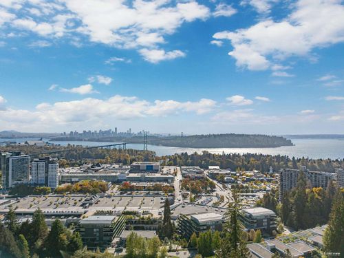 875 Esquimalt Ave, West Vancouver, BC, V7T1J9 | Card Image