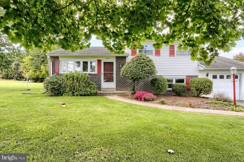 7 Silver Spring Rd, MECHANICSBURG, PA, 17050-2855 | Card Image