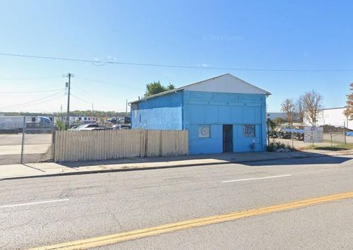 413 Kansas Avenue, Kansas City, KS, 66105 | Card Image