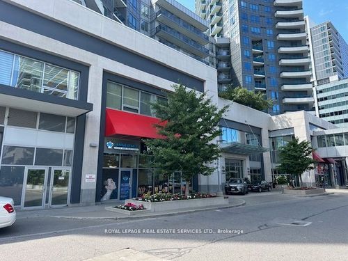 102-7163 Yonge St, Thornhill, ON, L3T0C6 | Card Image