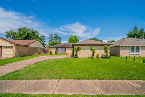 20422 Bishops Gate Ln, Humble, TX, 77338-2719 | Card Image