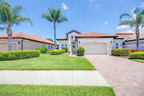 7863 Valencia Ct, NAPLES, FL, 34113-3186 | Card Image