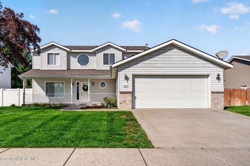 9190 N Torrey Ln, Hayden, ID, 83835-9843 | Card Image