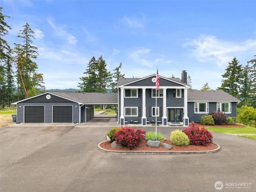 20215 189th Avenue Ct E, Orting, WA, 98360-9786 | Card Image