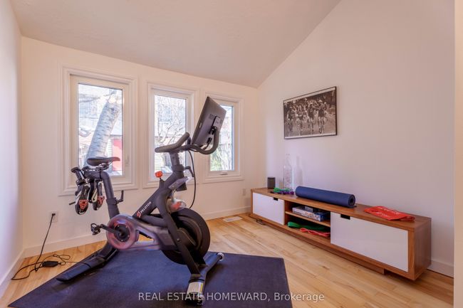 98 Edwin Ave, House attached with 2 bedrooms, 2 bathrooms and 1 parking in Toronto ON | Image 14