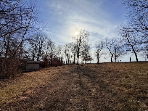 9833 Highway O, Orrick, MO, 64077-8056 | Card Image