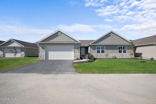 14539 Dexter Falls Rd, Perrysburg, OH, 43551-6739 | Card Image