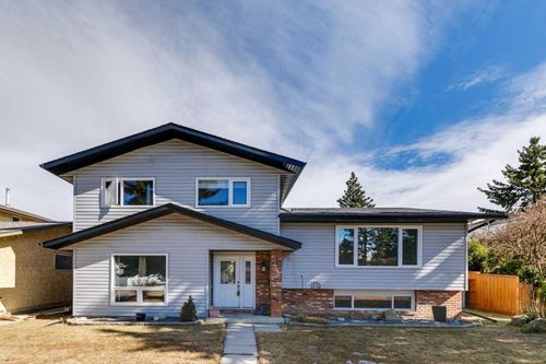 443 Brookmere Cres Sw, Calgary, AB, T2W2R2 | Card Image