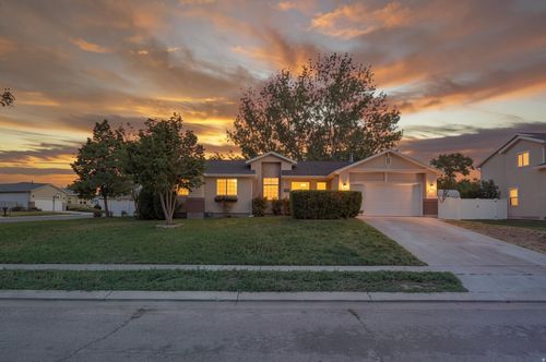 8434 S Windmill Dr, West Jordan, UT, 84081 | Card Image