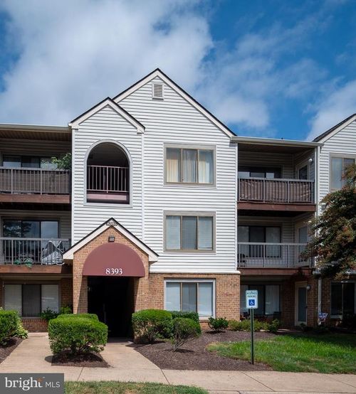 apt-101-8393 Buttress Ln, MANASSAS, VA, 20110-7082 | Card Image