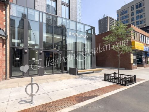 {{alt}} | Card Image