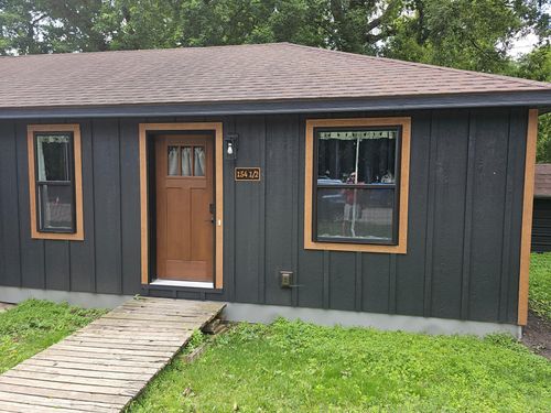 154 3rd Ave, Spicer, MN, 56288-9671 | Card Image