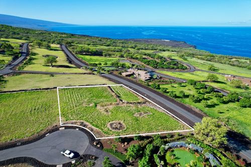 81-6546 Mau Pua Way, KEALAKEKUA, HI, 96750 | Card Image