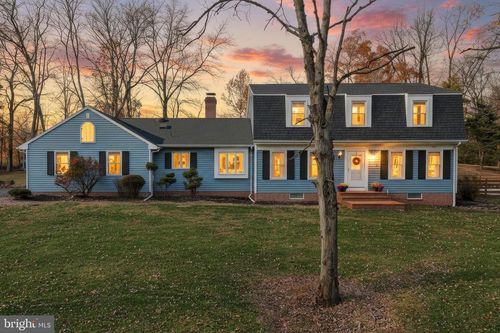 5821 N Salem Church Rd, DOVER, PA, 17315-3341 | Card Image