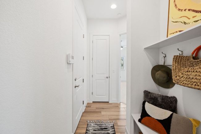 Mud Room | Image 17