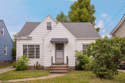 11509 Tonsing Dr, Garfield Heights, OH, 44125-3250 | Card Image