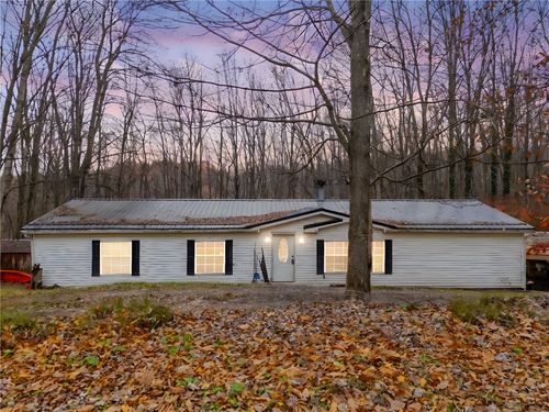 229 Connoquenessing Dr, Evans City, PA, 16033-4215 | Card Image