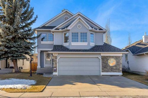 123 Valley Glen Bay Nw, Calgary, AB, T3B5P9 | Card Image