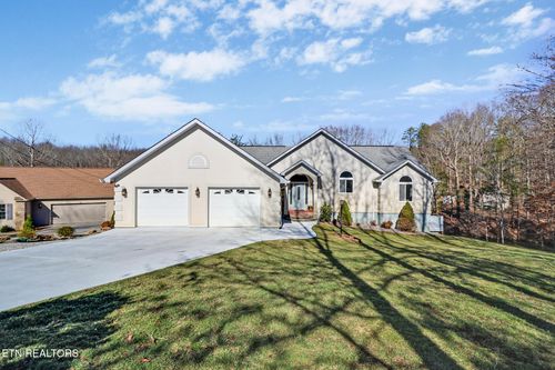 14 Needham Ter, Crossville, TN, 38558-8247 | Card Image