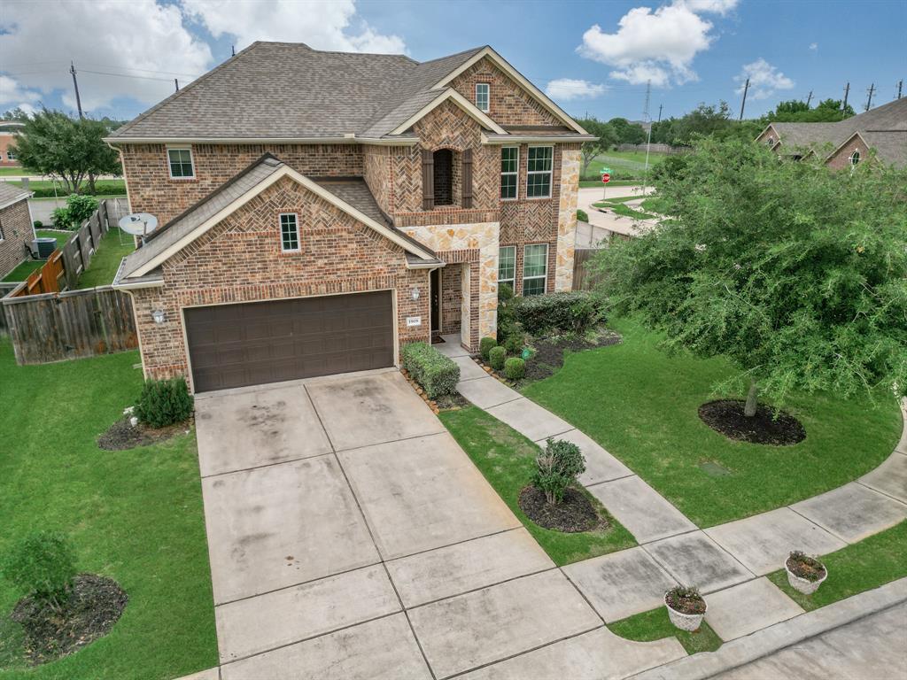 Gianna Bella Ct, Houston, TX 77089