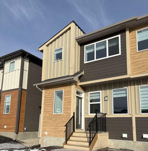 750 Wolf Willow Blvd Se, Calgary, AB, T2X5R4 | Card Image